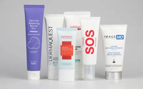 Kremy do twarzy po kwasach: Dermide, Dermaquest, Cell Fusion C, pHformula SOS, Image MD. Szukasz idealnego kremu po kwasach? Oto kilka opcji.