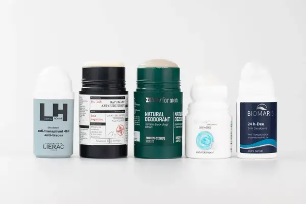 Kolekcja męskich antyperspirantów i dezodorantów: Lierac, ZEW for men, Basiclab, Biomearis.